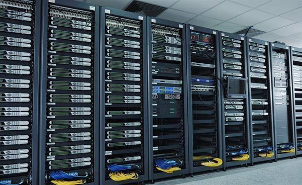 企業(yè)機(jī)房安全防線 從運維到設(shè)備制造的關(guān)鍵隱患與排查重點